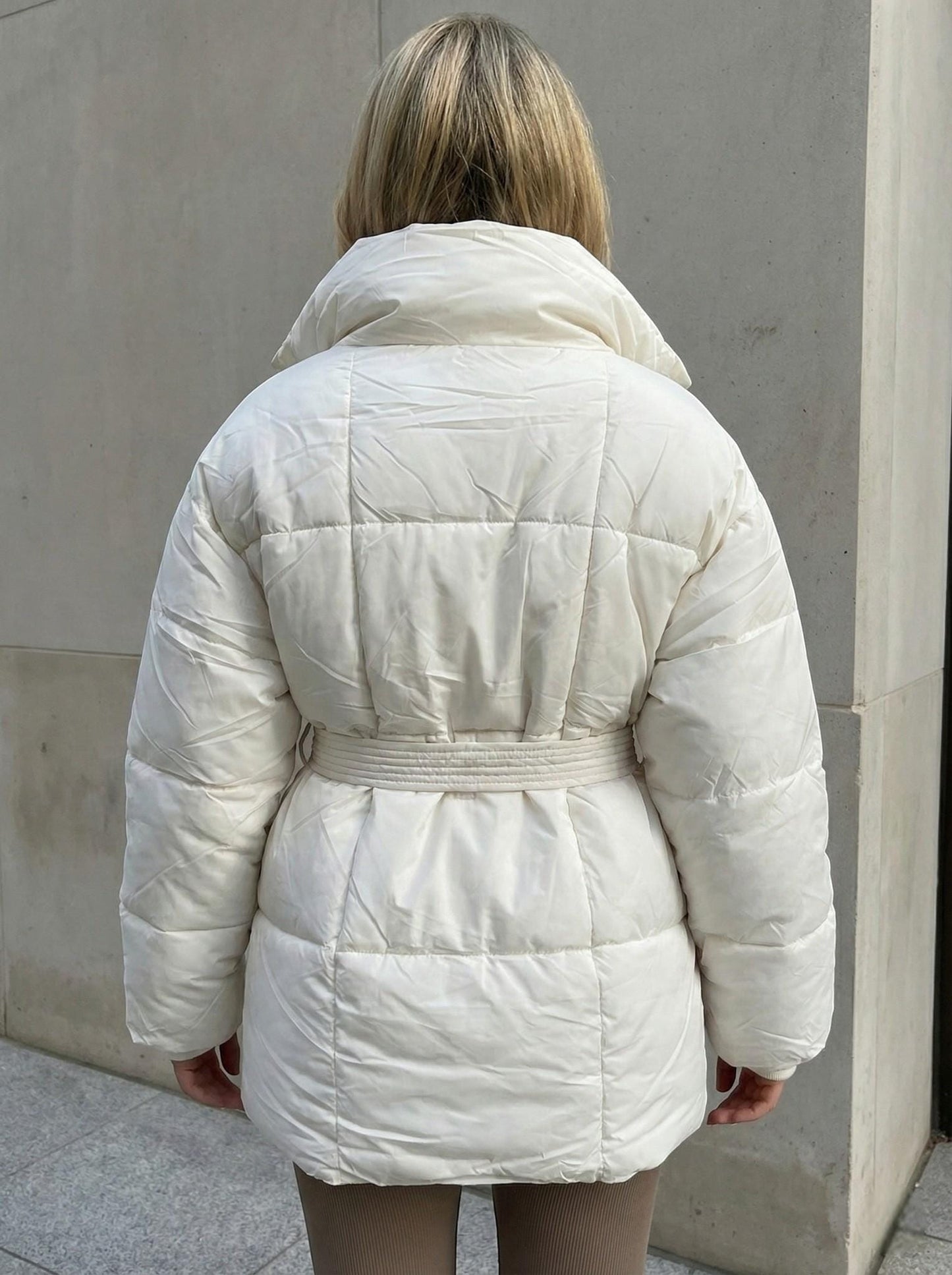 Women’s Belted Puffer Jacket – Oversized Winter Coat with High Collar, Cozy Warm Quilted Jacket, Stylish Cold Weather Outerwear